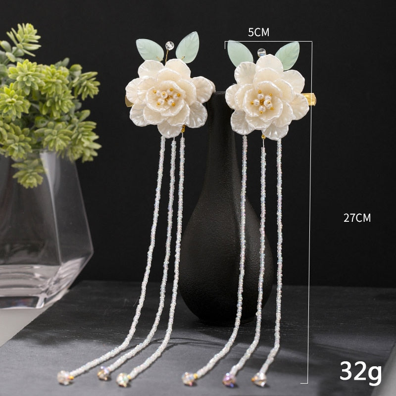 White Flower Leaf Pearls Long Tassel Hairpin Clips
