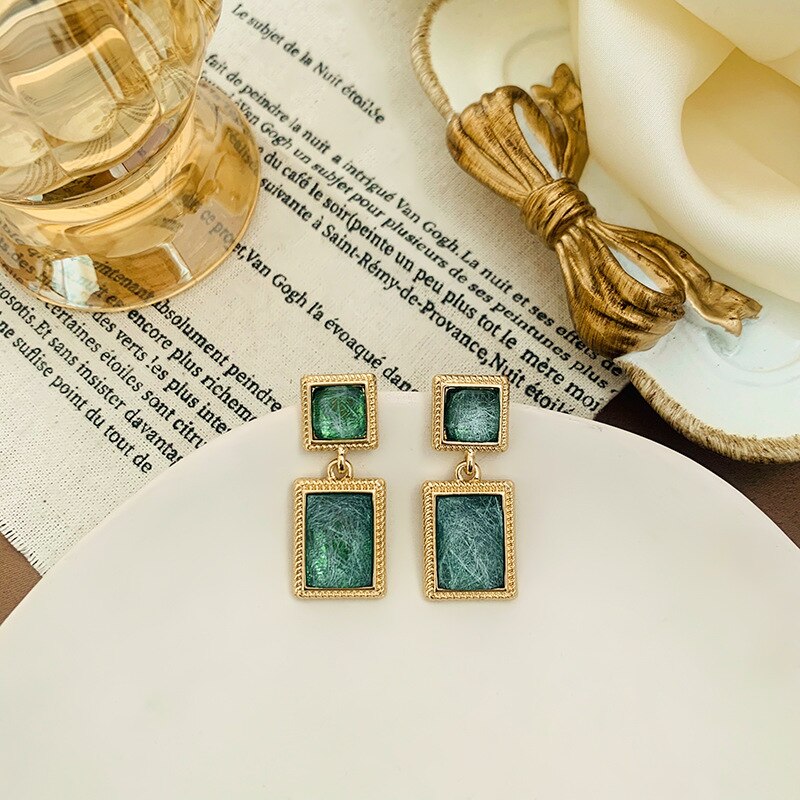 Pendientes de clip cuadrados de cristal verde vintage